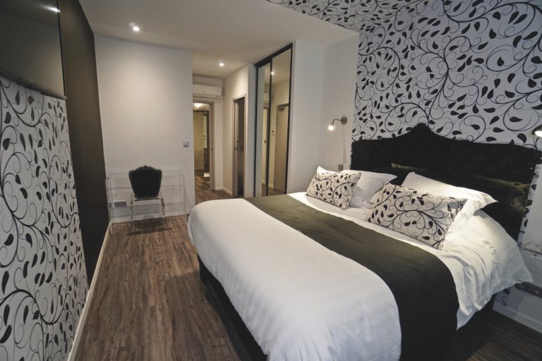 Hôtel le Lion d&rsquo;Or***, quadro.double-double.io