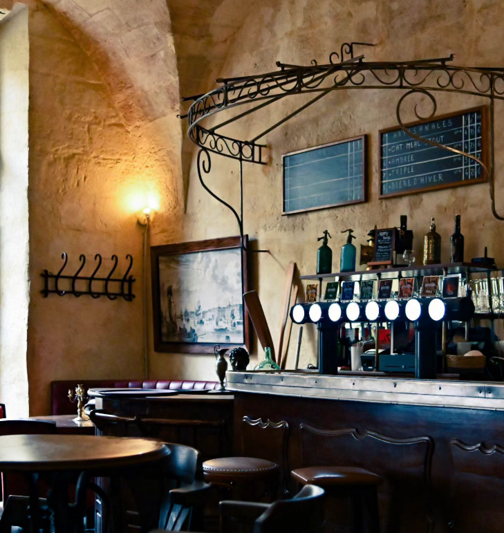 Brasserie du Port, quadro.double-double.io