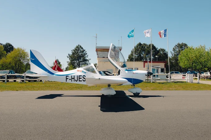 Aéroclub Marcillac – Estuaire, quadro.double-double.io